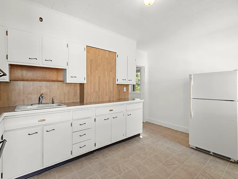 259 Crescent Ln #2 — Photo 11