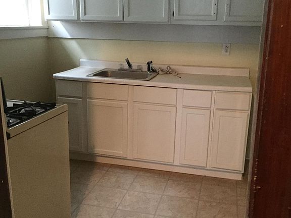 5th image of 3809 Drexel Dr