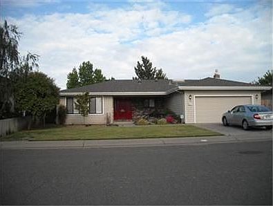 1st image of 601 Nevins Dr