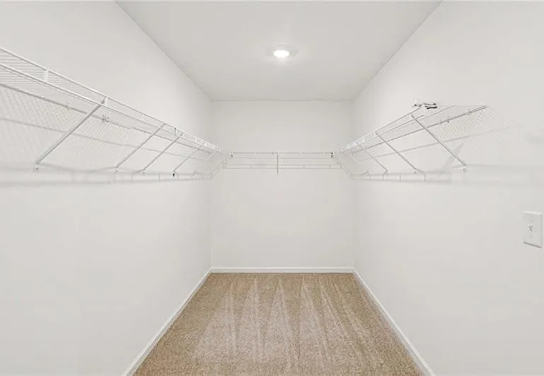 240 Silverleaf Trl — Photo 25