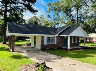 363 Sapp Ave SW, Pelham, GA 31779