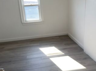 285 Smith St FLOOR 2, Perth Amboy, NJ 08861