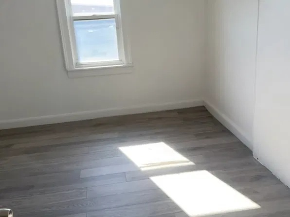 285 Smith St Floor 2, Perth Amboy, NJ 08861