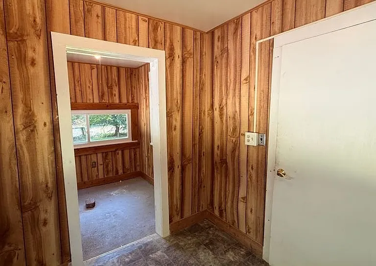 629 Portage Lakes Dr — Photo 10