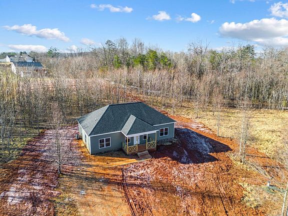 2nd image of 275 Cornfield Ln