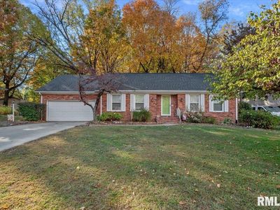 929 Roanoke Dr, Springfield, IL, 62702