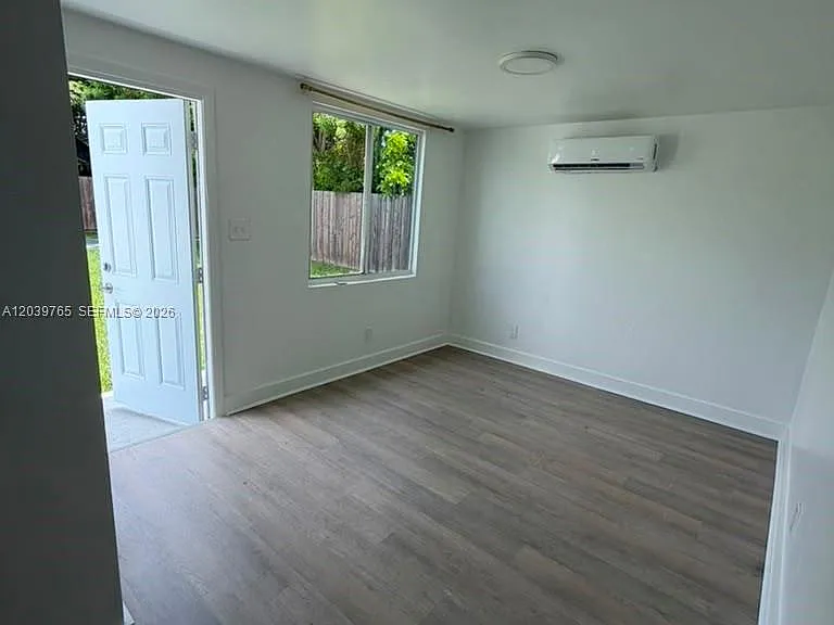 10731 SW 51st Dr — Photo 24