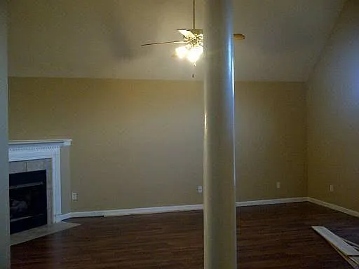 3 bed, 1600 sqft, $1,795 — Photo 3