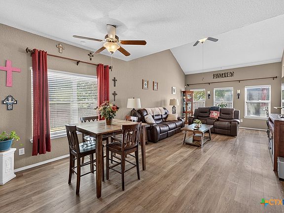 3rd image of 301 Maple Way