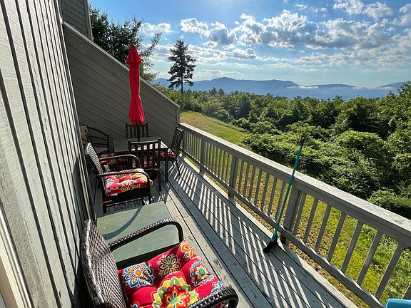 3rd image of 1 Juniper Hill Dr #1