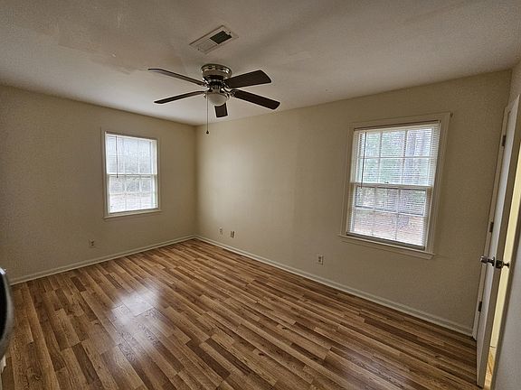 5th image of 1310 Avon Ct