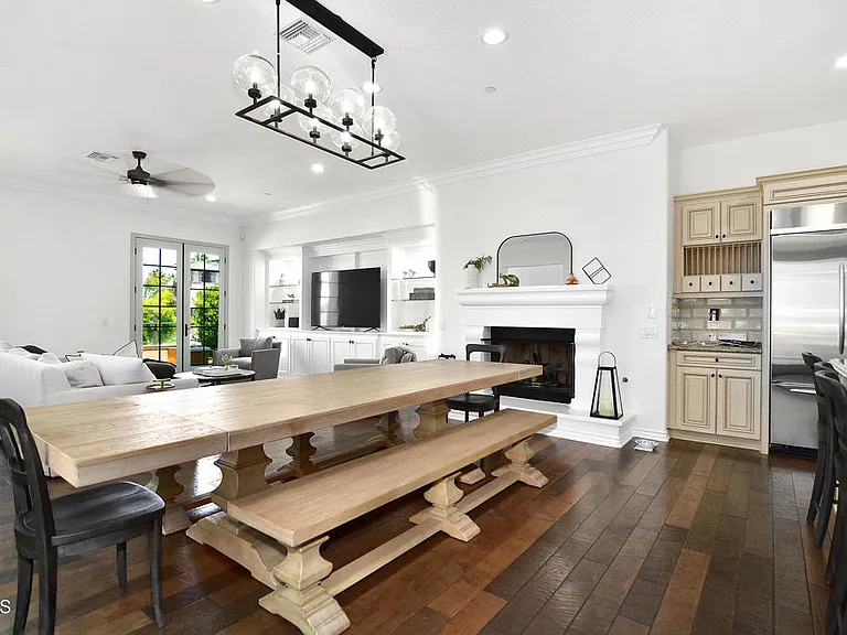 4011 Adriatic St — Photo 3