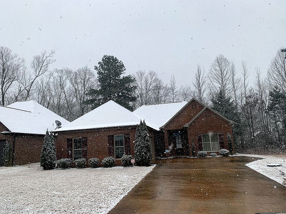 1st image of 137 White Water Ln