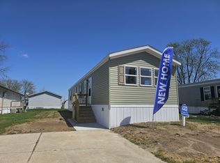 2027 Hurley St, Greenwood, IN 46143