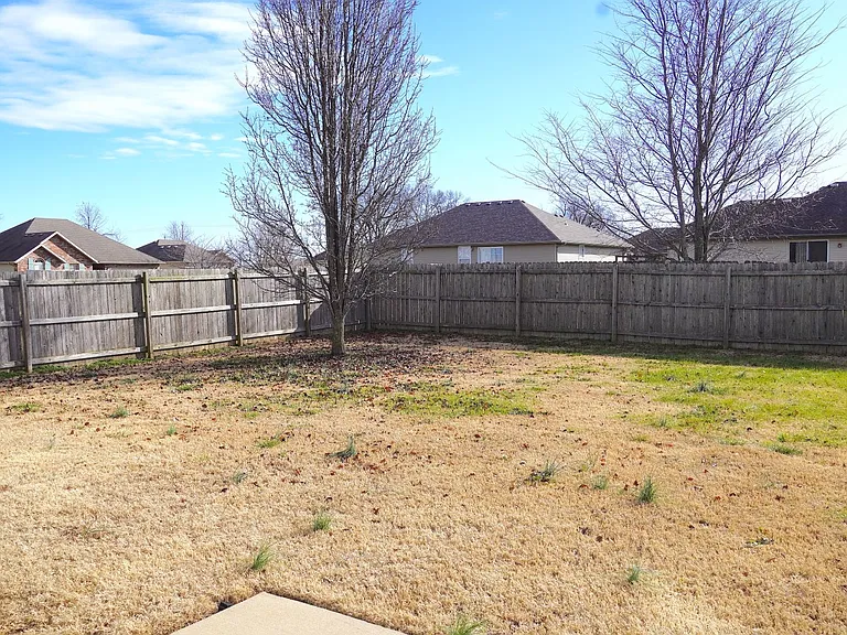 2504 W Cover Dr — Photo 25