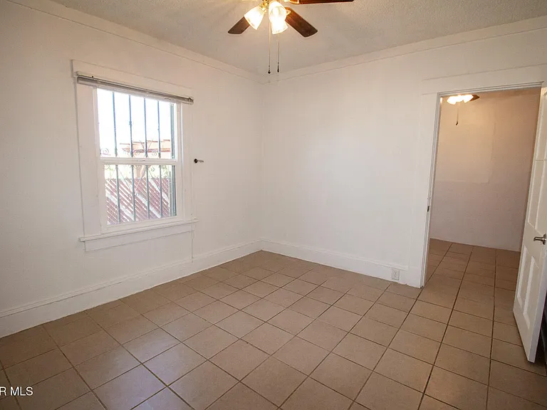 3510 Porter Ave #1 — Photo 6