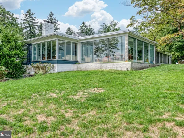 1756 Long Level Rd, Wrightsville, PA 17368