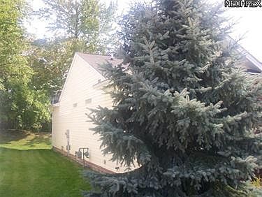 3rd image of 6065 Creekside Dr