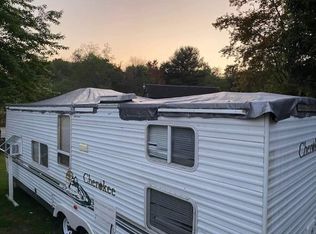 1060 North Rd #1, Dayville, CT 06241