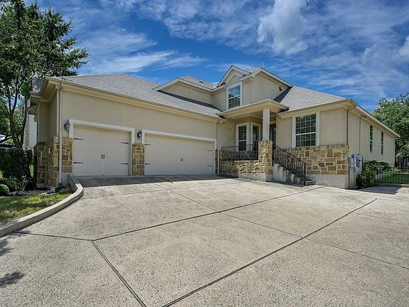 3rd image of 15201A Joseph Dr