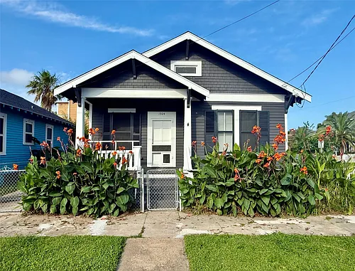 1924 26th St Photo 1