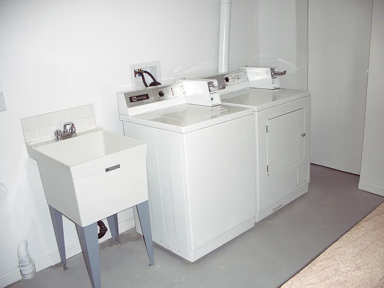 Free Laundry