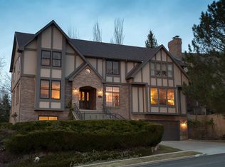 2839 S Oakwood Dr, Bountiful, UT 84010