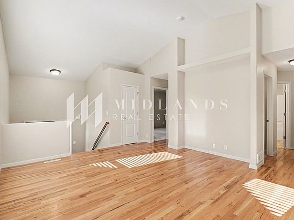 3rd image of 19724 Marinda St