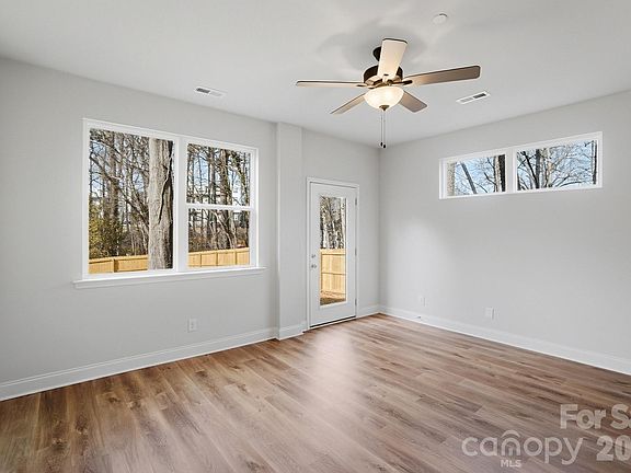 5th image of 339 & 343 Gray Dr