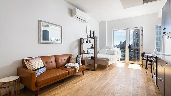 Rented by Nooklyn NYC LLC | media 46