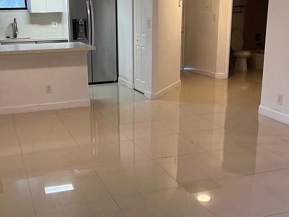 5th image of 12513 Vista Isles Dr