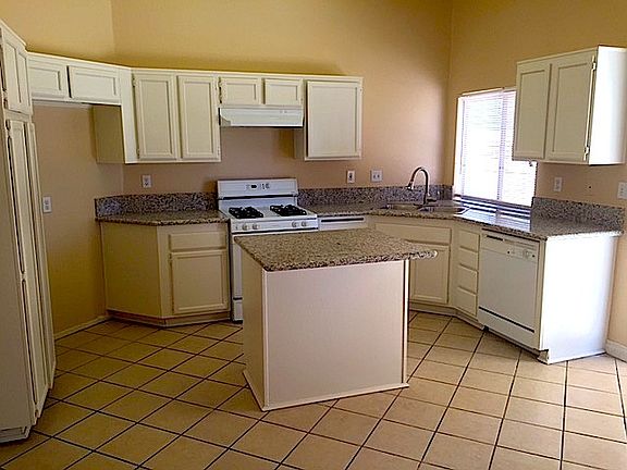 3rd image of 538 E Avenue J11