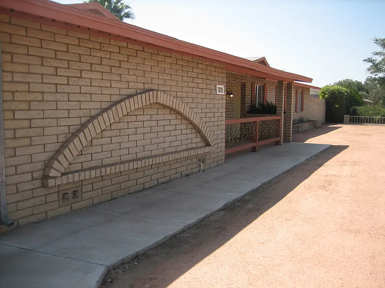 E Thunderbird Rd — Photo 27