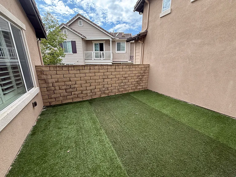 181 Martindale Way — Photo 20