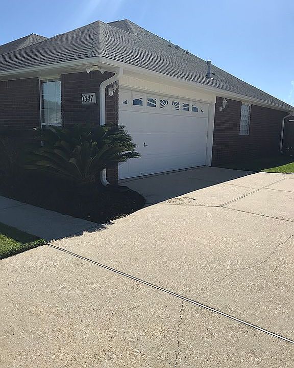 1st image of 7547 Hayfield Cir