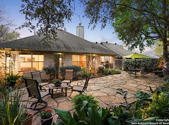 2nd image of 1689 Kimberly Dawn Dr