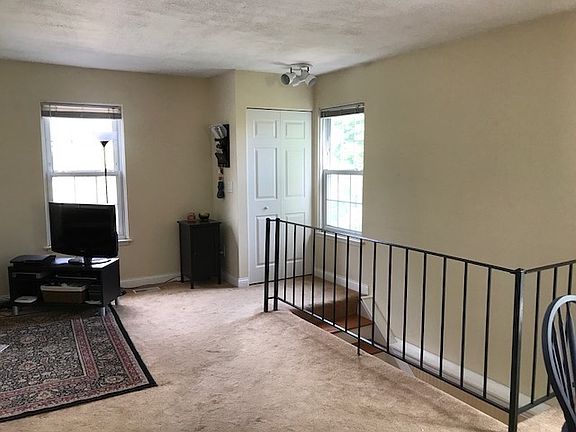 3rd image of 1455 Wingate Blvd