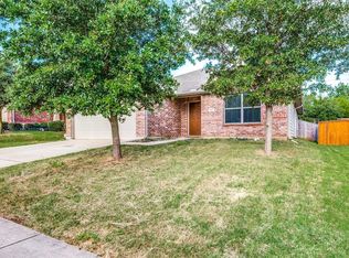 1811 Sea Gull Dr, Grand Prairie, TX 75051
