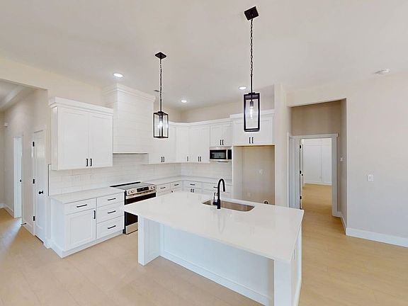 4th image of 124 Susans Rd Lot 4