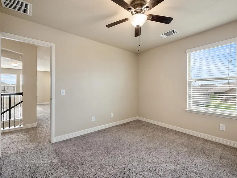 810 Low Cloud Dr — Photo 33
