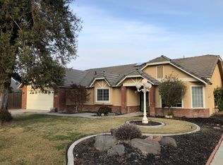 1910 S Anthony Ct, Visalia, CA 93277