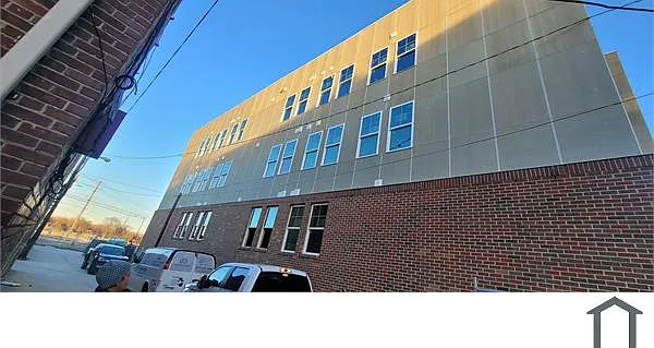2230 Nicholson St SE — Photo 3
