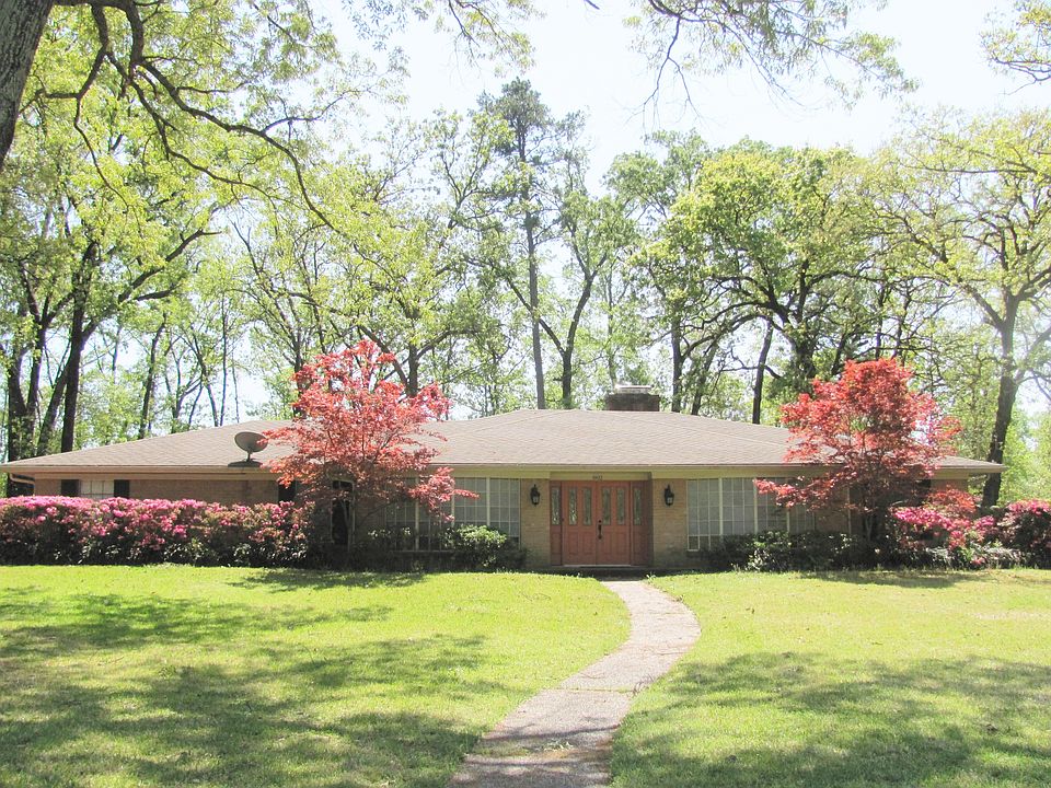 1st image of 802 Eden Dr