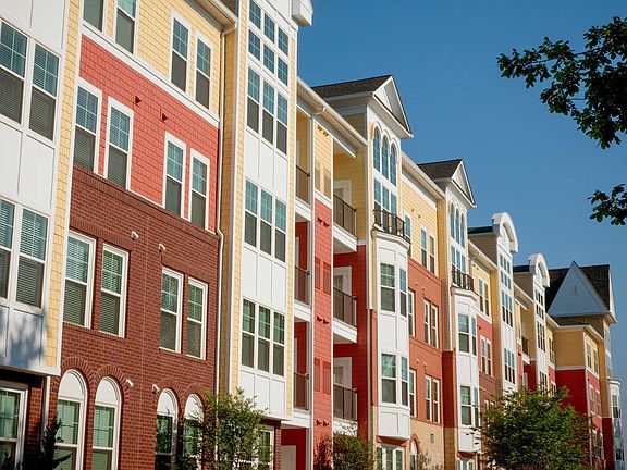 Gaithersburg Station Apartments