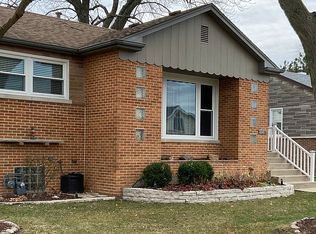 8025 W Winona St, Norridge, IL