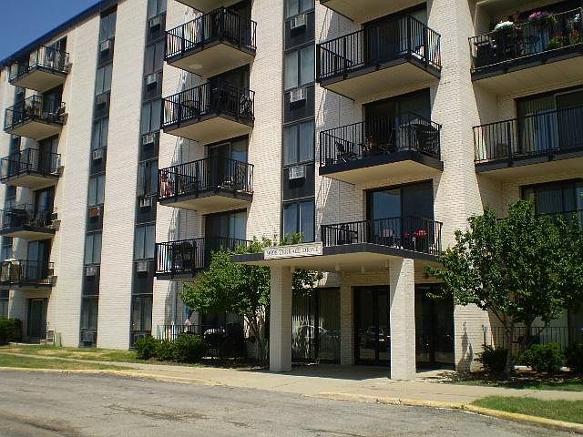 1st image of 9098 Terrace Dr #3H