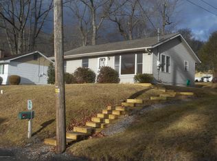 56 Kinney Ave, Mount Pocono, PA 18344
