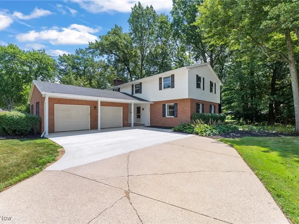 2347 Wagon Trail St NE, Massillon, OH 44646