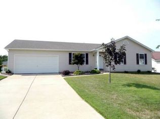 1795 Fairview Farms Cir, Wentzville, MO 63385