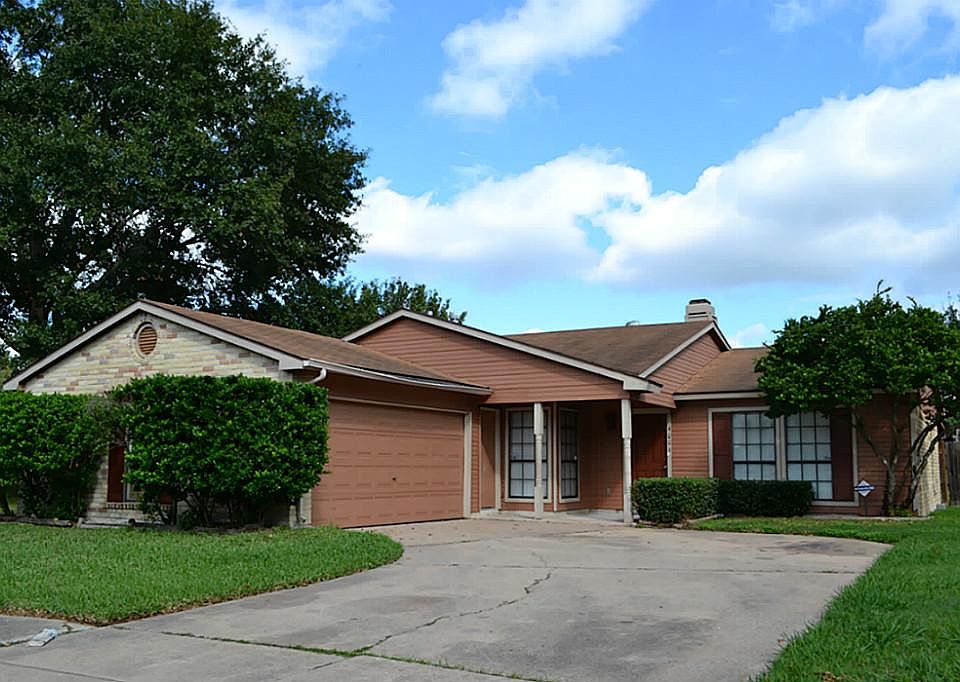 Front view of the home